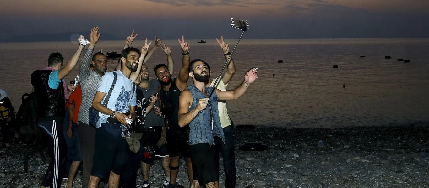 Ετοιμάζουν την μεταφορά 500 αλλοδαπών παράνομων μεταναστών στο στρατόπεδο του Παπάγου (βίντεο)